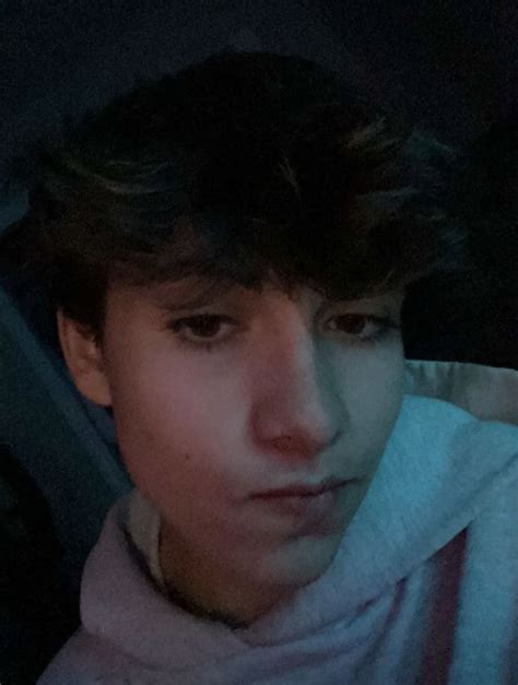 snap fake boy